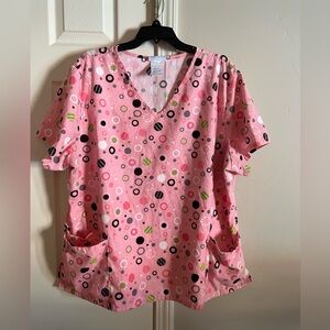 Woman’s pink dot scrub size 2X